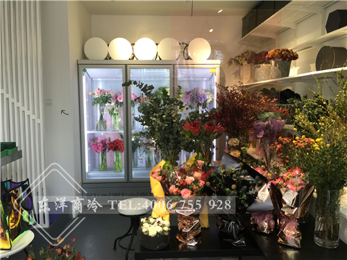 深圳山那花店三門鮮花柜工程案例